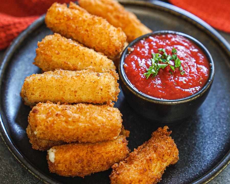 Irresistible Cheesy Delights: Homemade Mozzarella Sticks Recipe